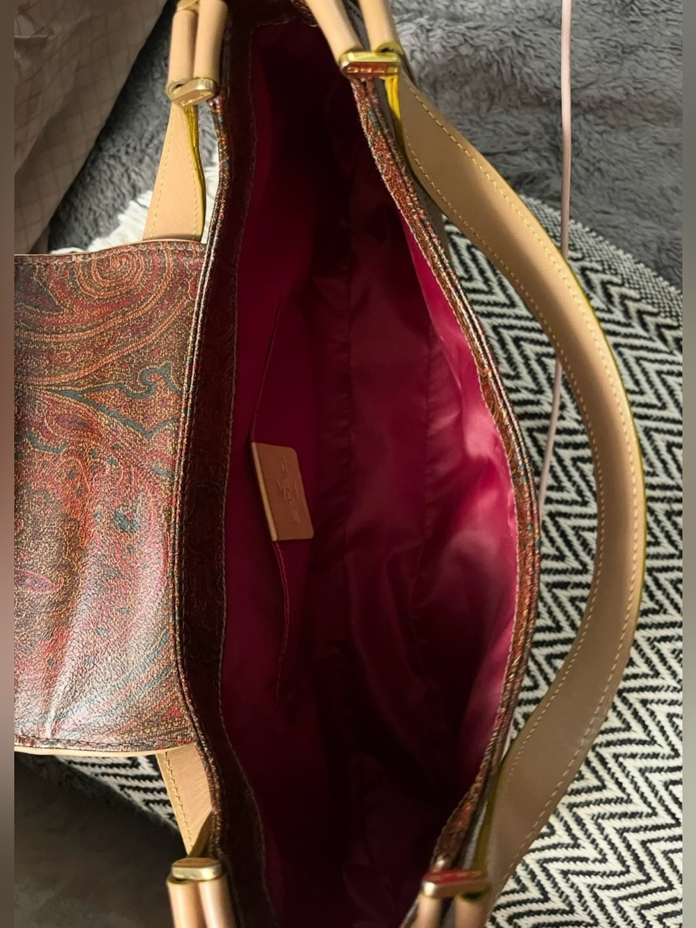 ETRO VTG Y2K Arnica Paisley Flap Hobo Shoulder Bag Gold Pegasus Accent Vintage - Picture 15 of 16